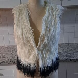Princess Vera Wang White and Black Faux Fur Vest